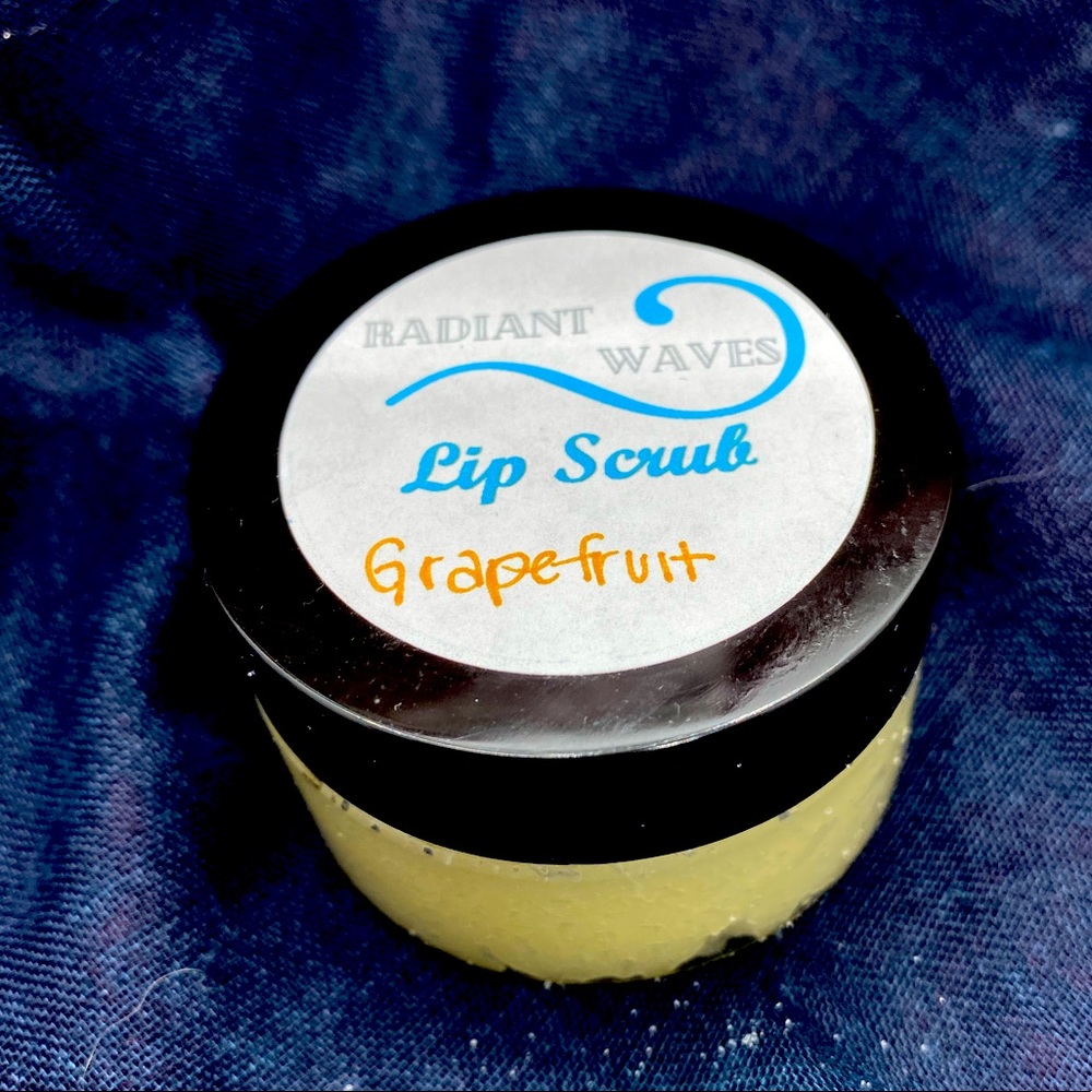 Handcrafted grapefruit scented 1oz lip scrub by Radiant Waves